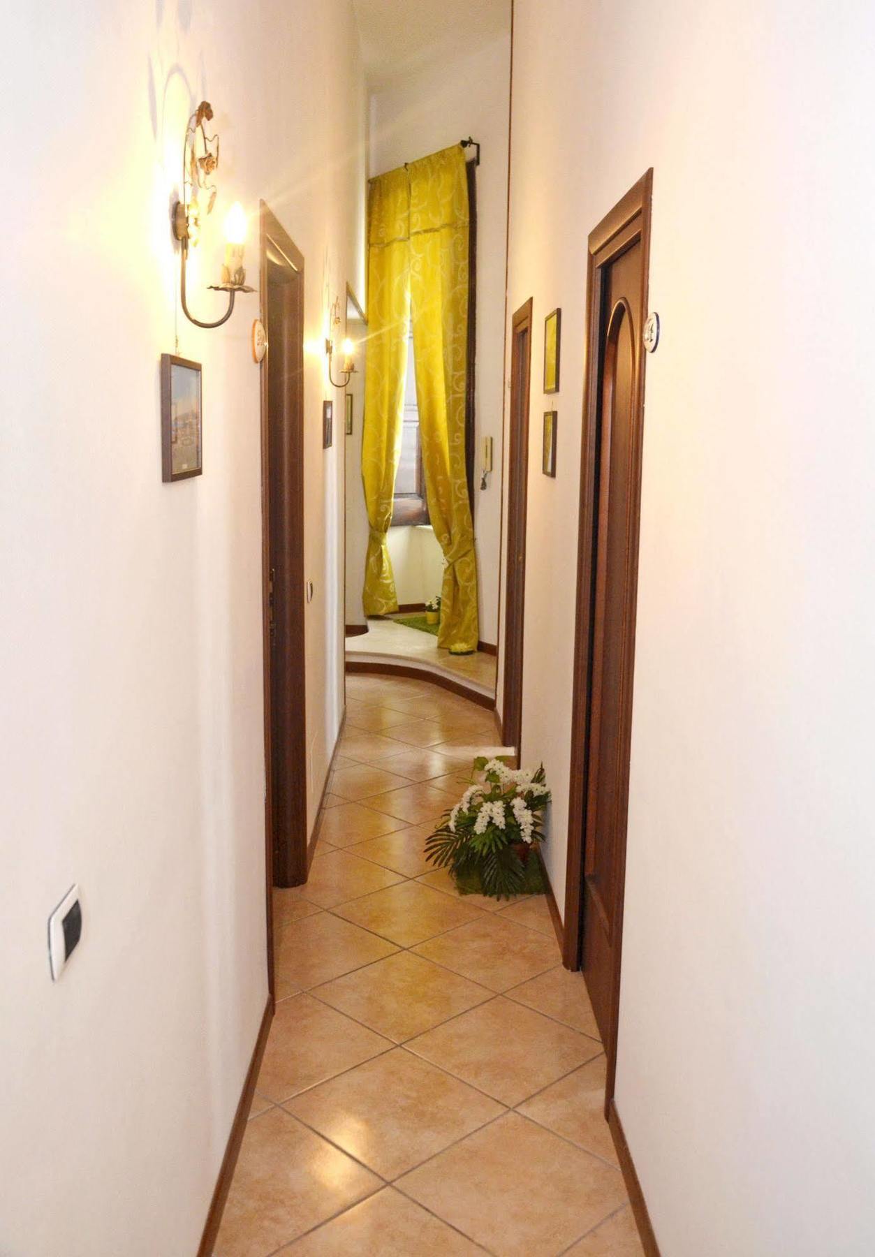 Bed & Breakfast A Castel Capuano Nápoles Exterior foto